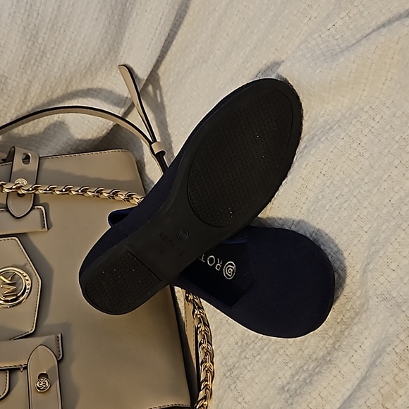 Rothy's flat - Picture 3 of 6